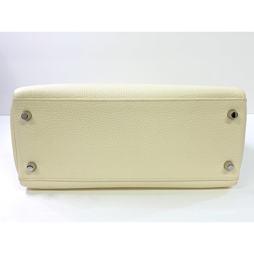 Hermès HERMES Kelly 28cm, White, Togo Leather, Paladium Hardware - view 4