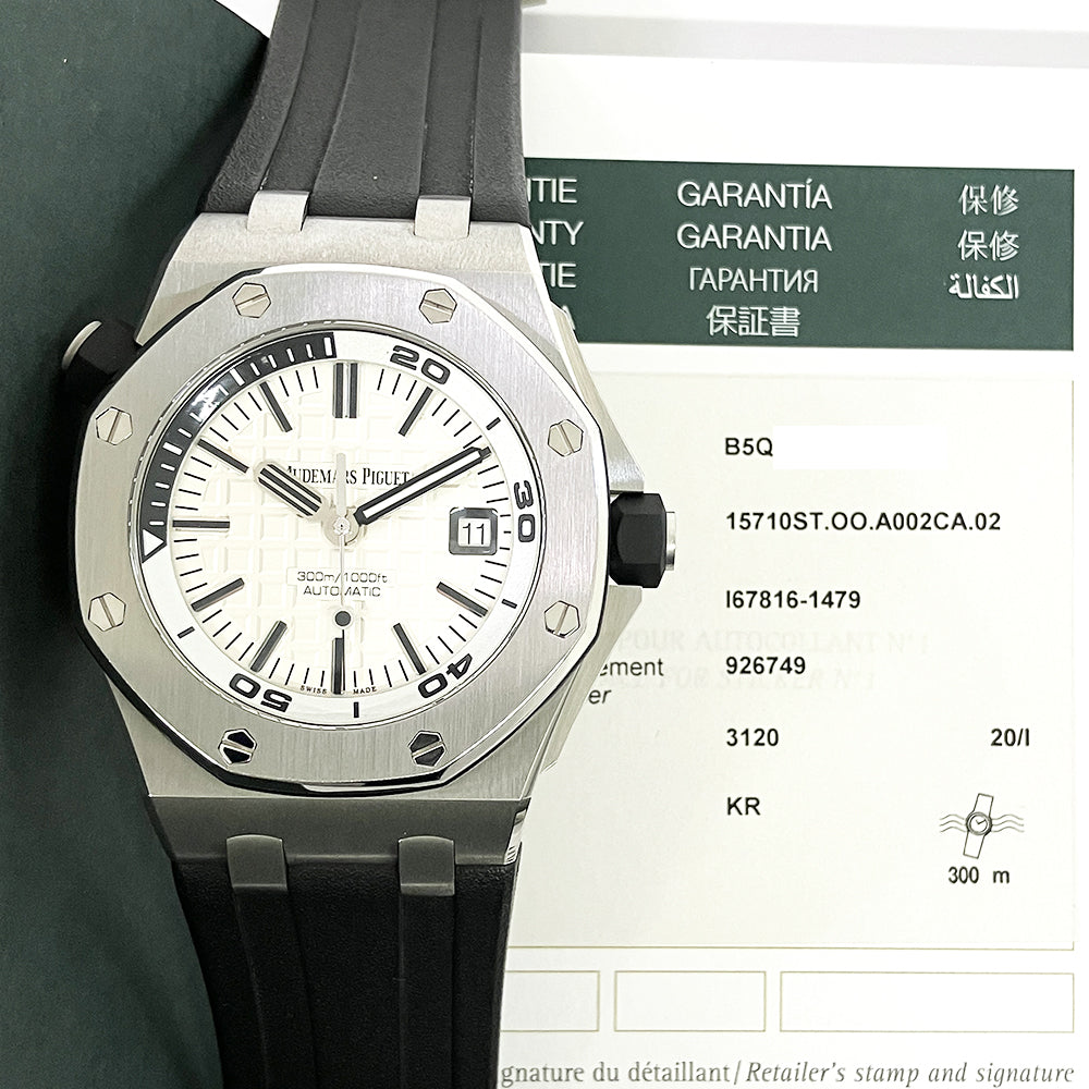 Audemars Piguet 15710ST.OO.A002CA.02 Royal Oak Offshore Diver 42mm Steel