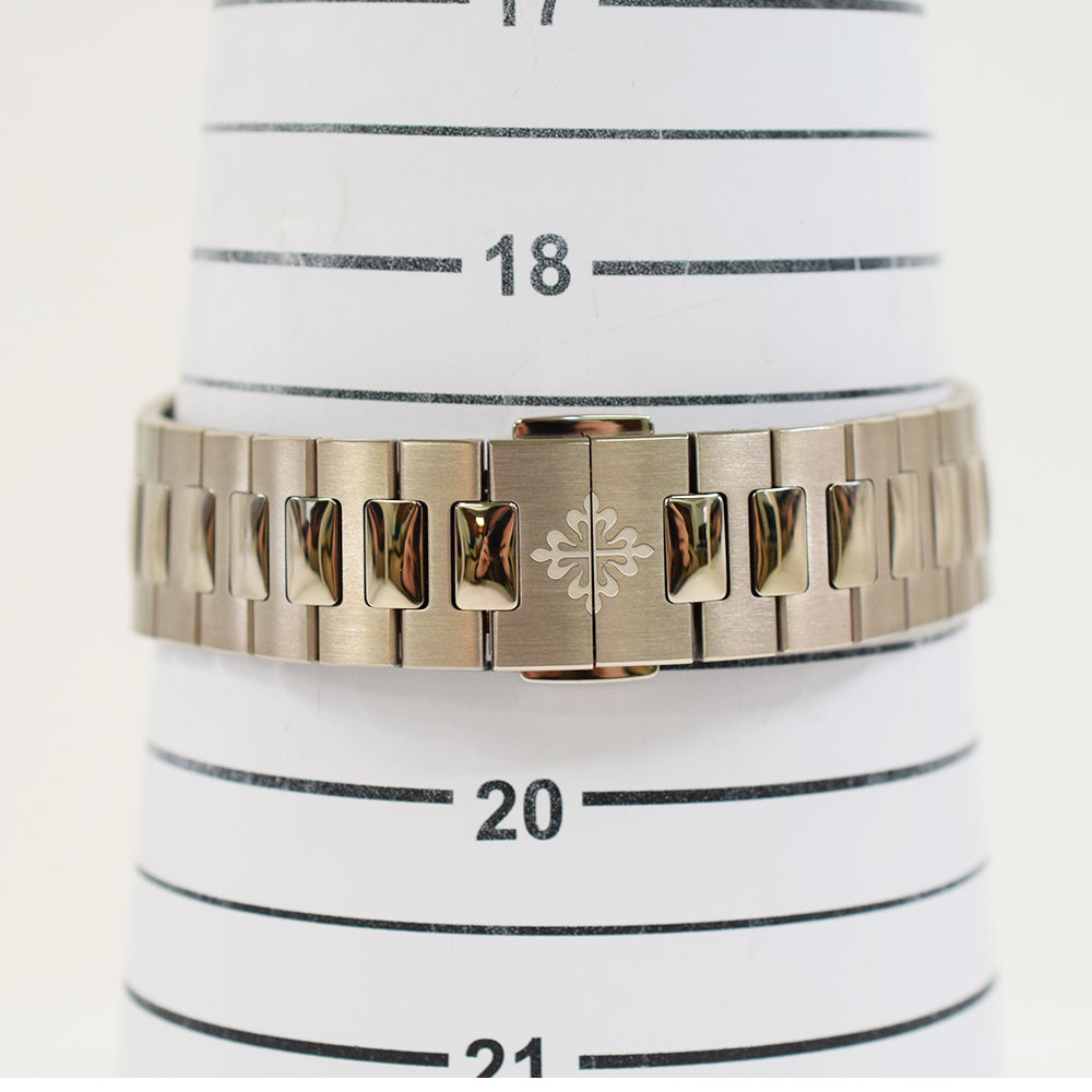 Patek Philippe 5740/1G-001 - view 9