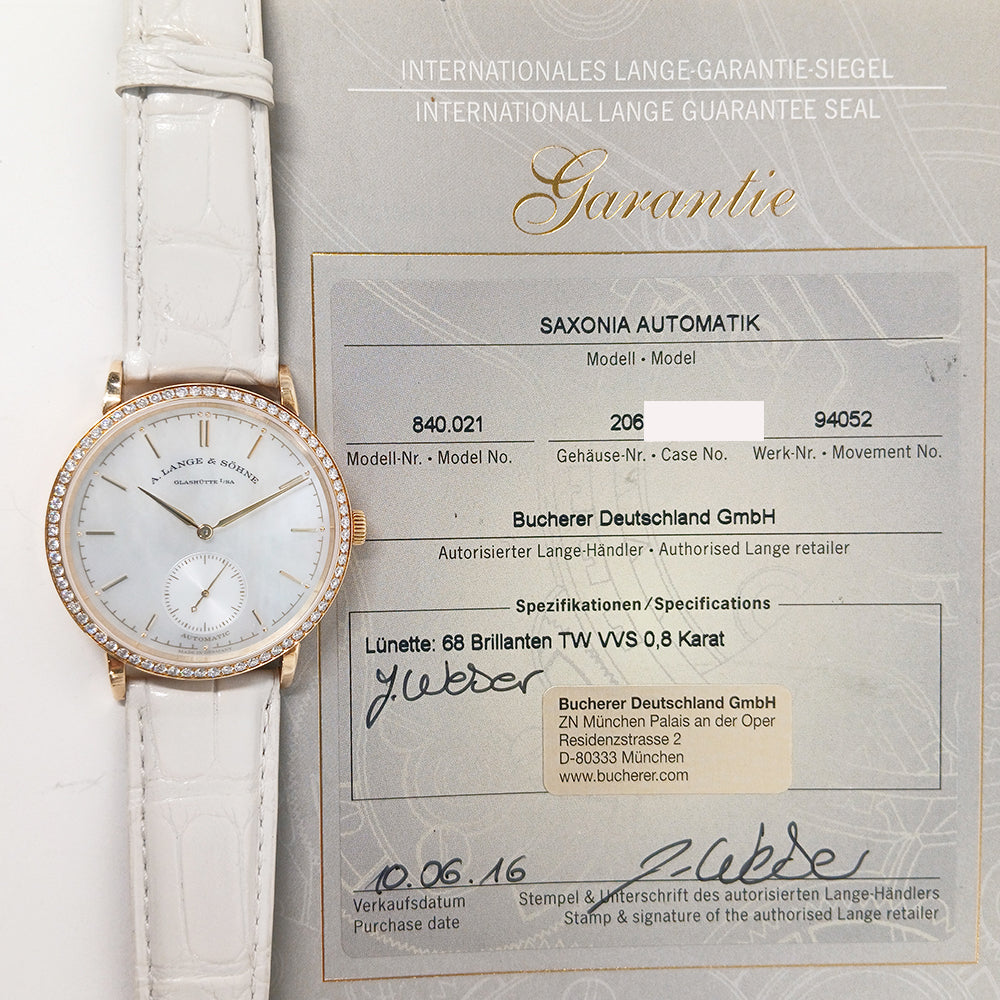 Louis Vuitton 840.021 Saxonia Automatic 37mm Diamond Bezel  Yellow Gold Selfwinding