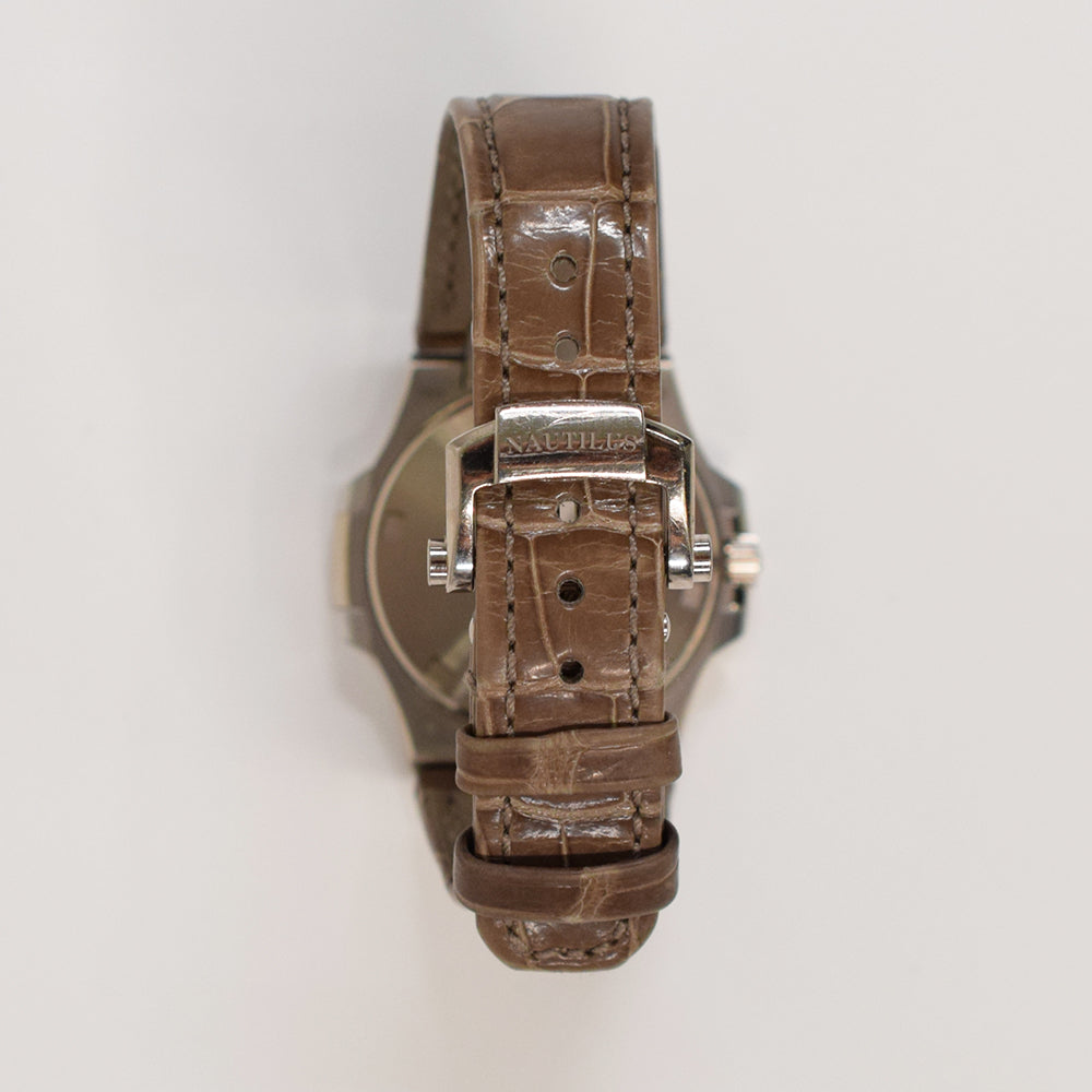 Patek Philippe 7010G-012 - view 8