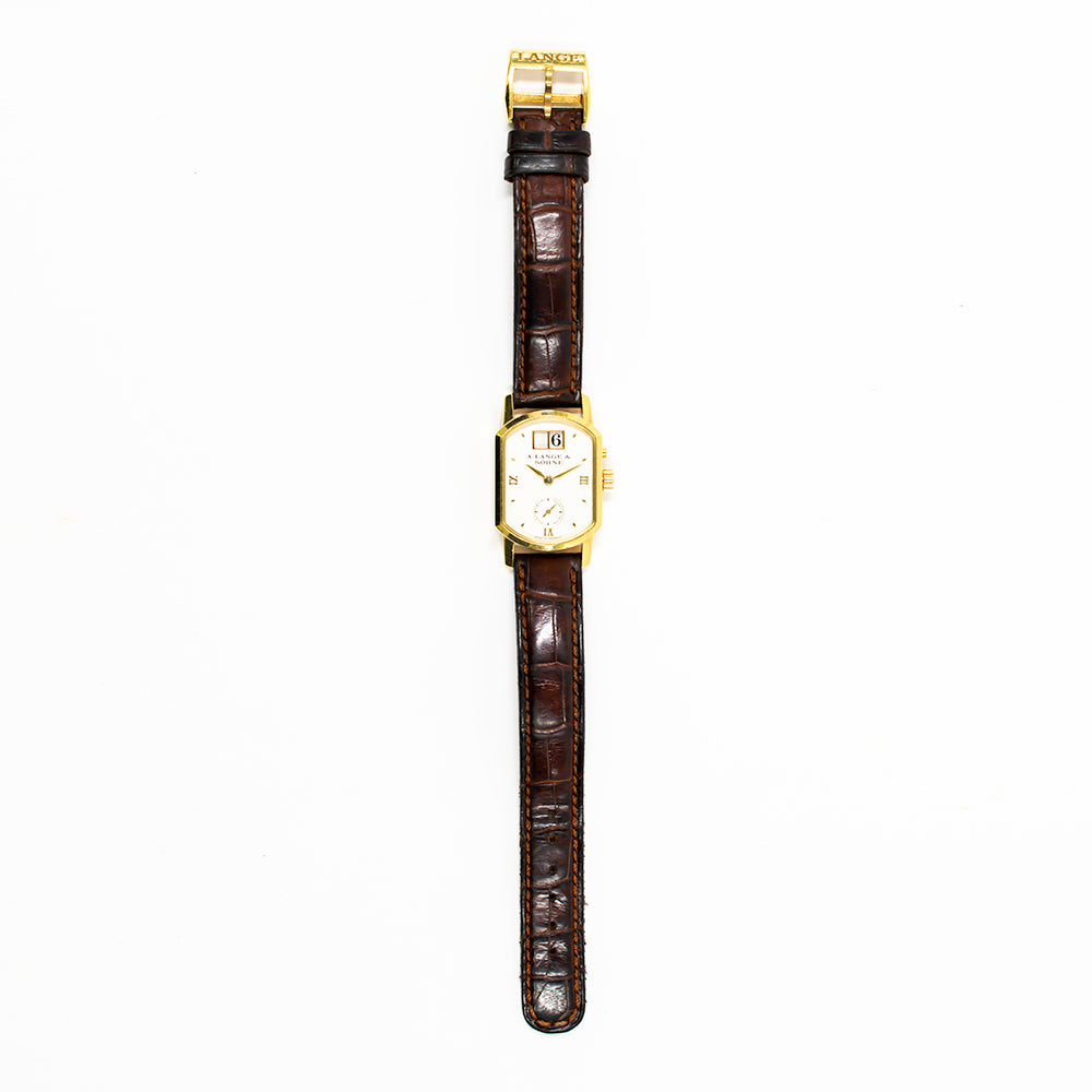 Louis Vuitton 103.021 Arkade 22mm Yellow Gold