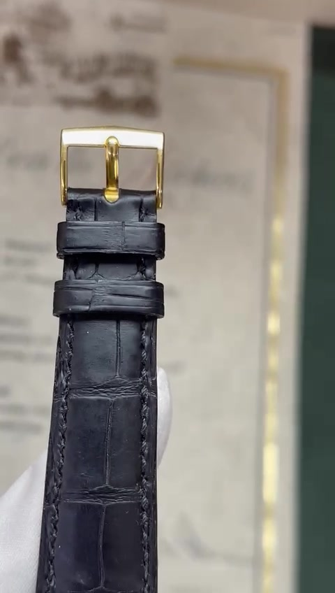 Patek Philippe vintage chronograph stock 1087 — Buckle and strap from vendor video