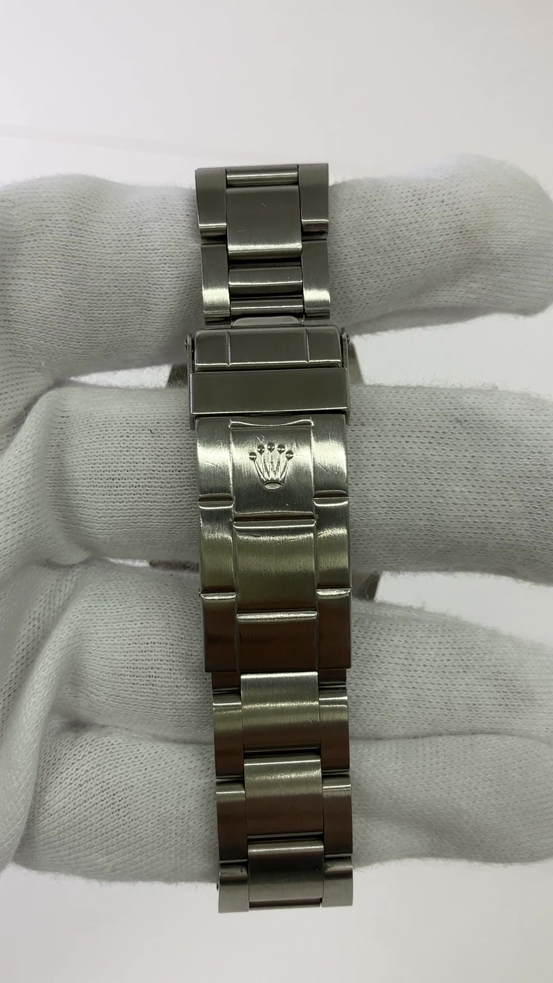 Rolex Sea-Dweller Ref. 1665 stock 25989 Clasp and bracelet from vendor video