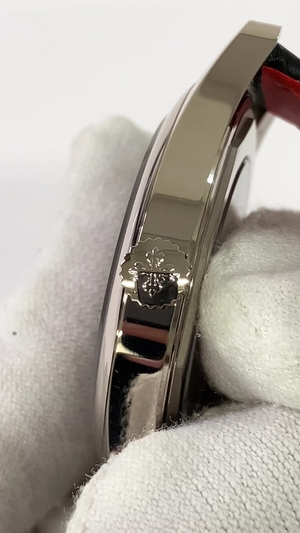 Patek Philippe Calatrava stock 28282 — Crown side from vendor video
