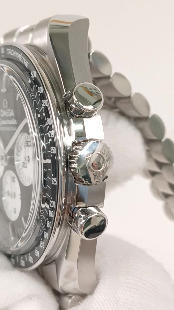 Omega 310.30.42.50.01.004 stock 29930 Crown side from vendor video