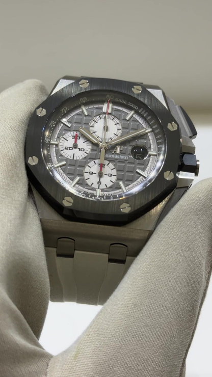 Audemars Piguet Offshore stock 30458 Front from vendor video