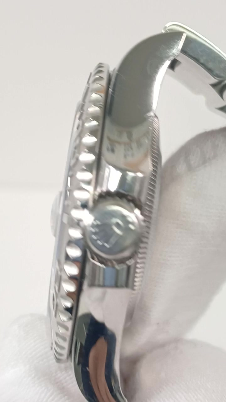 Rolex 116622 stock 31784 Crown side from vendor video