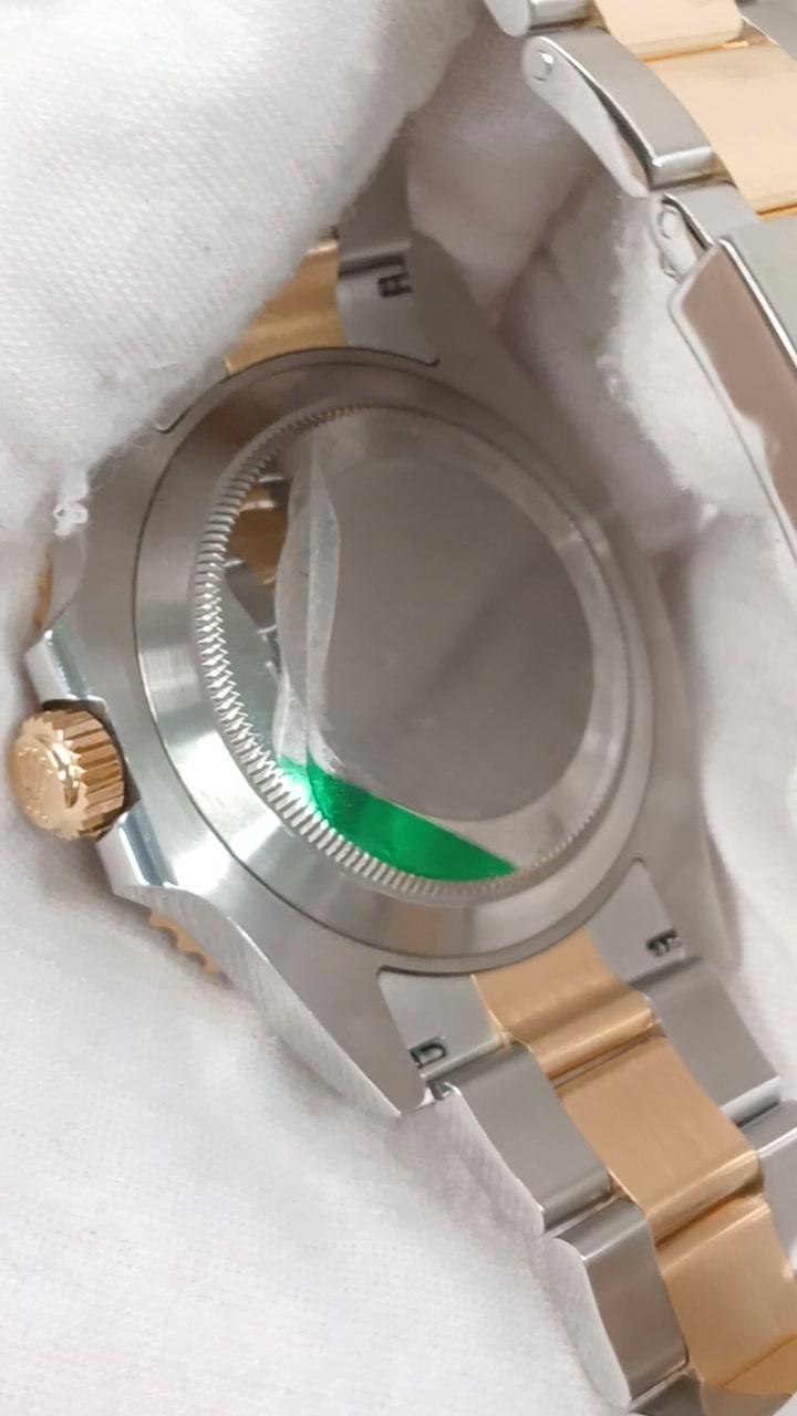 Rolex Submariner Ref 126613LN stock 32072 Caseback from vendor video
