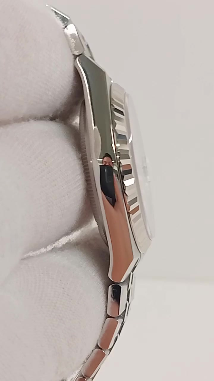 Rolex Land-Dweller Ref 127234 stock 32105 Case side from vendor video