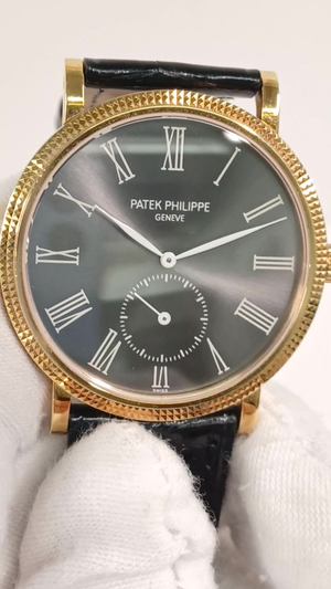 Patek Philippe stock 32735 Front from vendor video