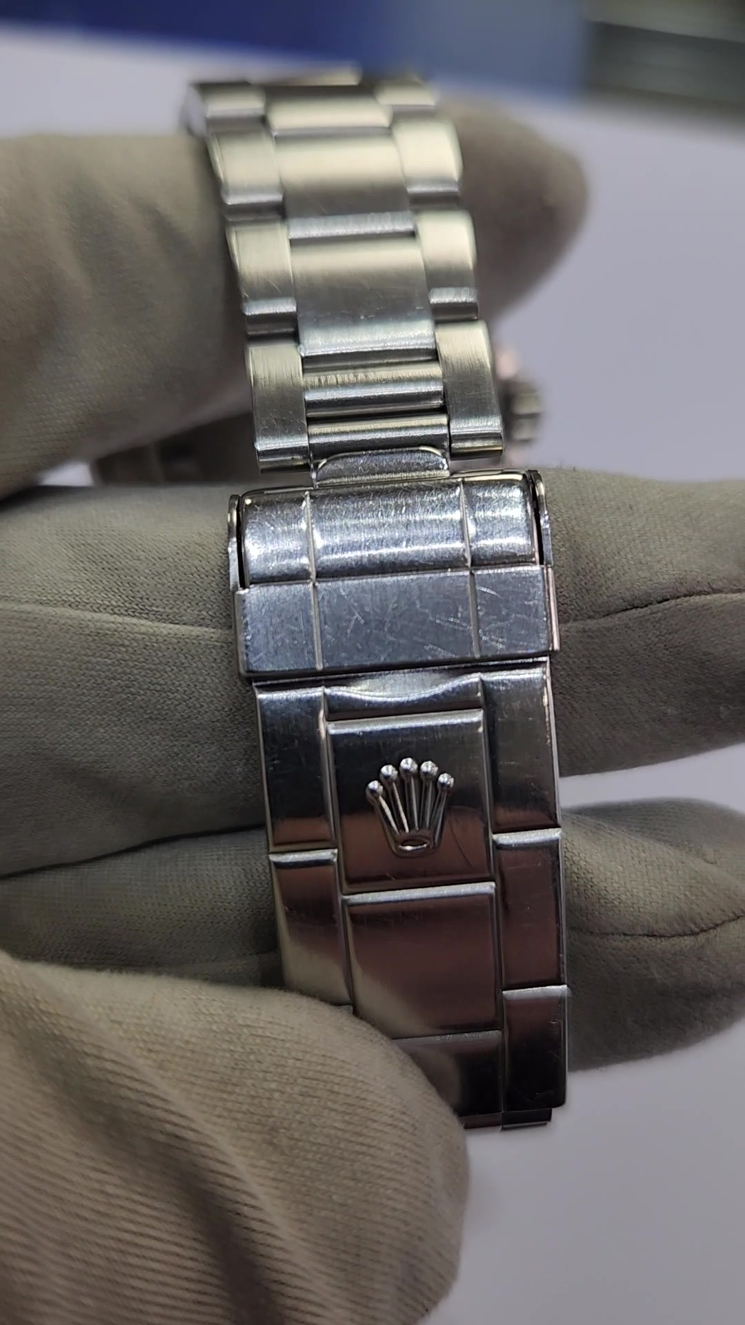 Rolex stock 32951 Clasp and bracelet from vendor video