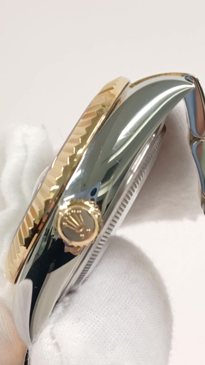 Rolex 326933 stock 34118 Crown side from vendor video