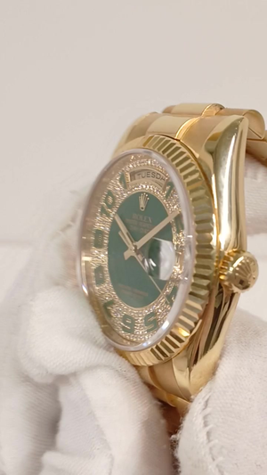 Rolex stock 34567 Crown and case side from vendor video