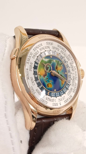 Patek Philippe 5131R-011 stock 37869 Front from vendor video