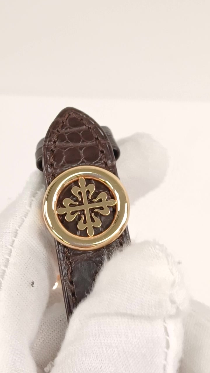 Patek Philippe 5131R-011 stock 37869 Clasp from vendor video