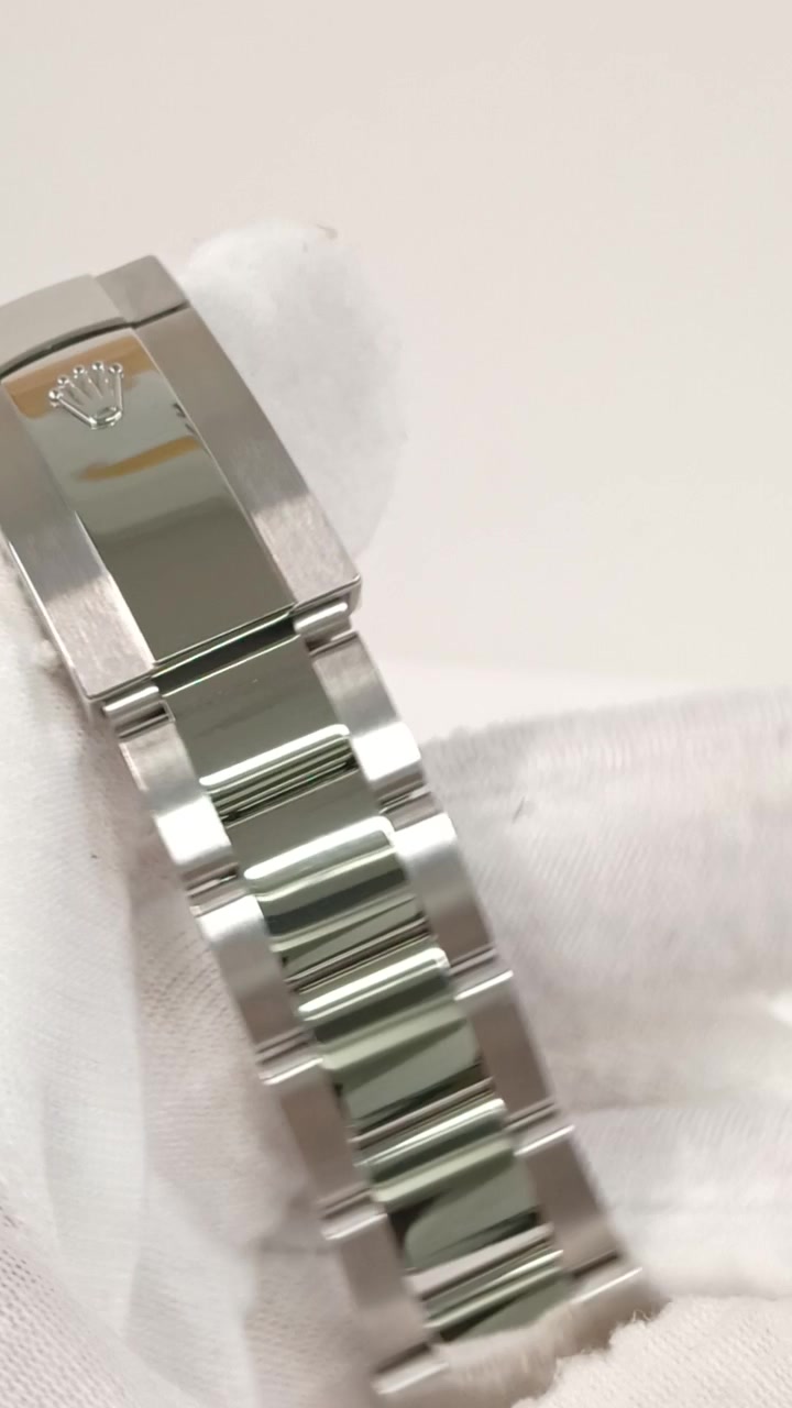 Rolex Milgauss Green Crystal — Bracelet; stock 40417