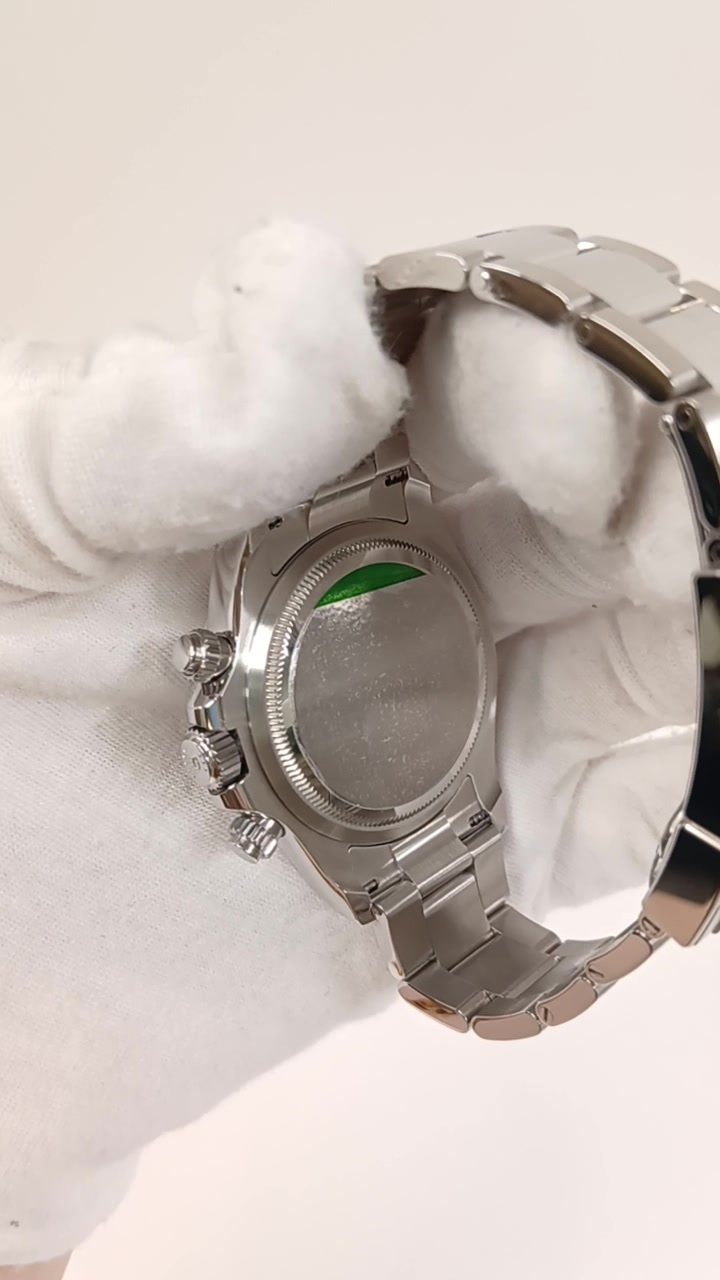 Rolex Daytona stock 42042 Caseback from vendor video