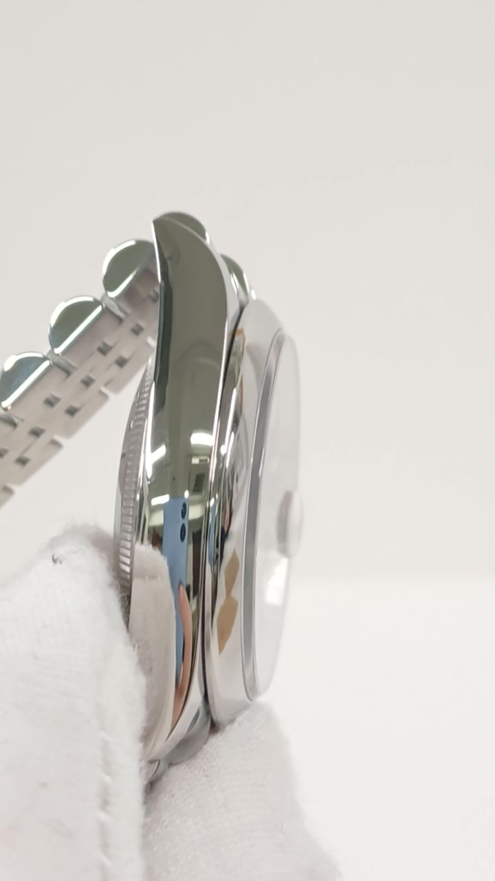 Rolex Datejust stock 44446 Case side from vendor video
