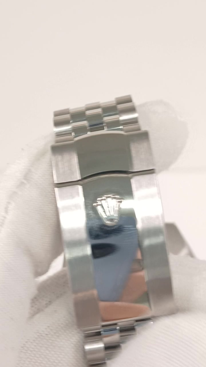 Rolex 126334 stock 44992 Clasp from vendor video