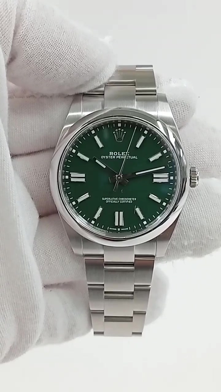 Rolex Oyster Perpetual stock 48910 — Front from vendor video