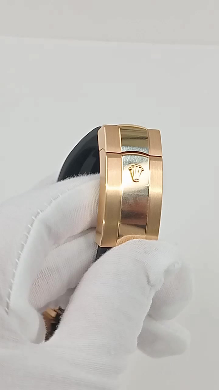 Rolex Sky-Dweller Ref. 336238 stock 50856 Clasp from vendor video