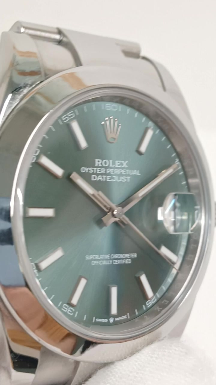 Rolex 126300 stock 51896 Front from vendor video