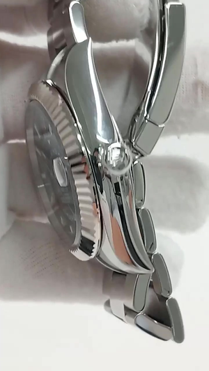 Rolex 326934 stock 53538 Crown side from vendor video