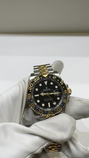 Rolex GMT-Master II Ref 126713GRNR stock 54738 Front from vendor video