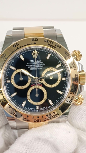 Rolex 126503 stock 55813 Front from vendor video