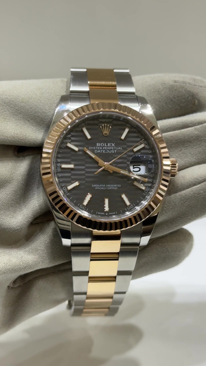 Rolex stock 57683 Front from vendor video