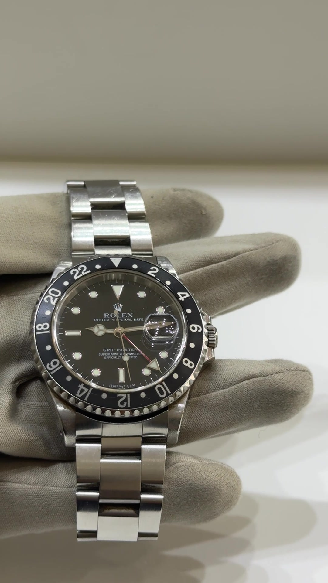 Rolex stock 58177 Front from vendor video