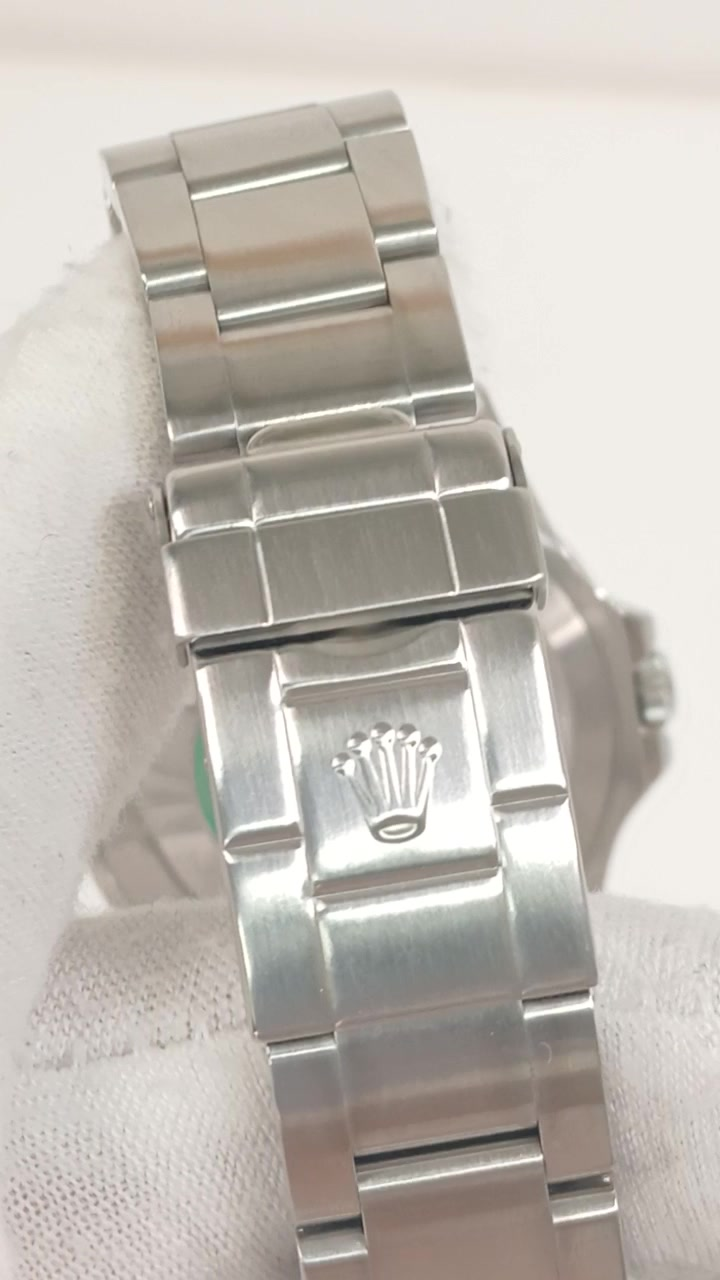 Rolex 16700 stock 58769 Clasp from vendor video