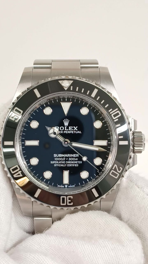 Rolex Submariner stock 61515 — Front from vendor video