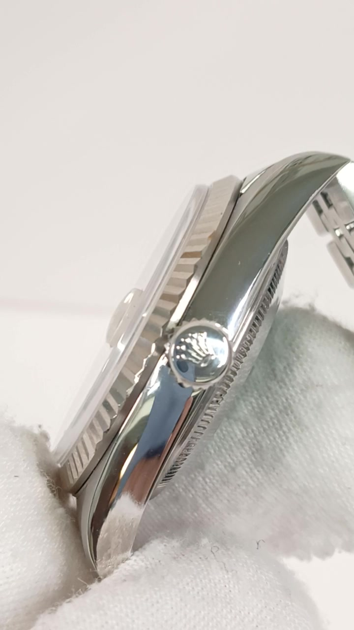 Rolex 16234 stock 62093 Crown side from vendor video