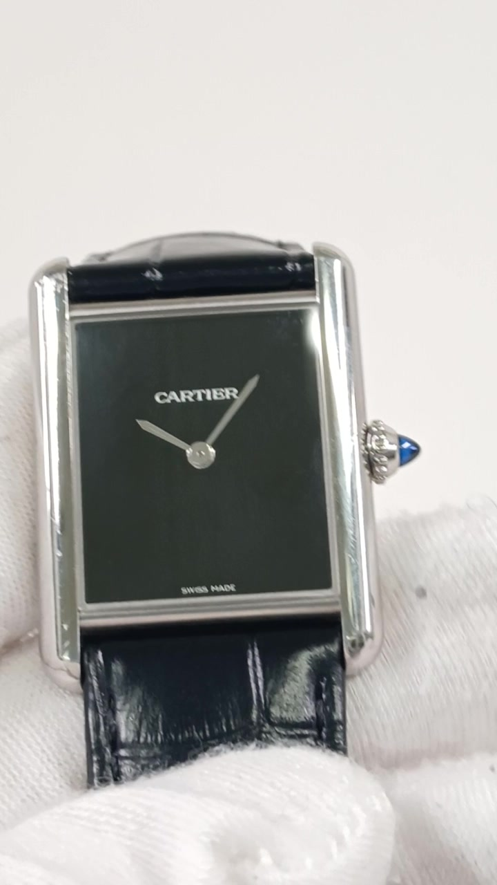 Cartier Tank Must stock 66868 — Front from vendor video