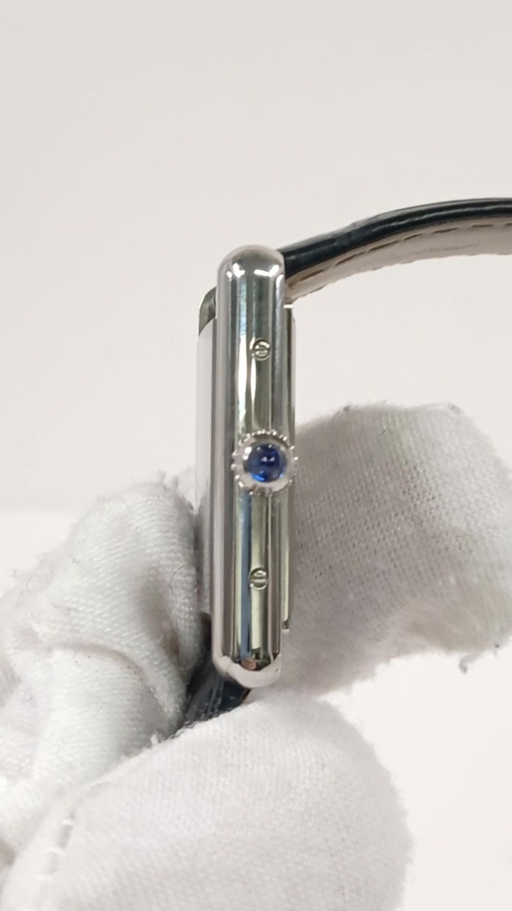 Cartier Tank Must stock 66868 — Crown from vendor video