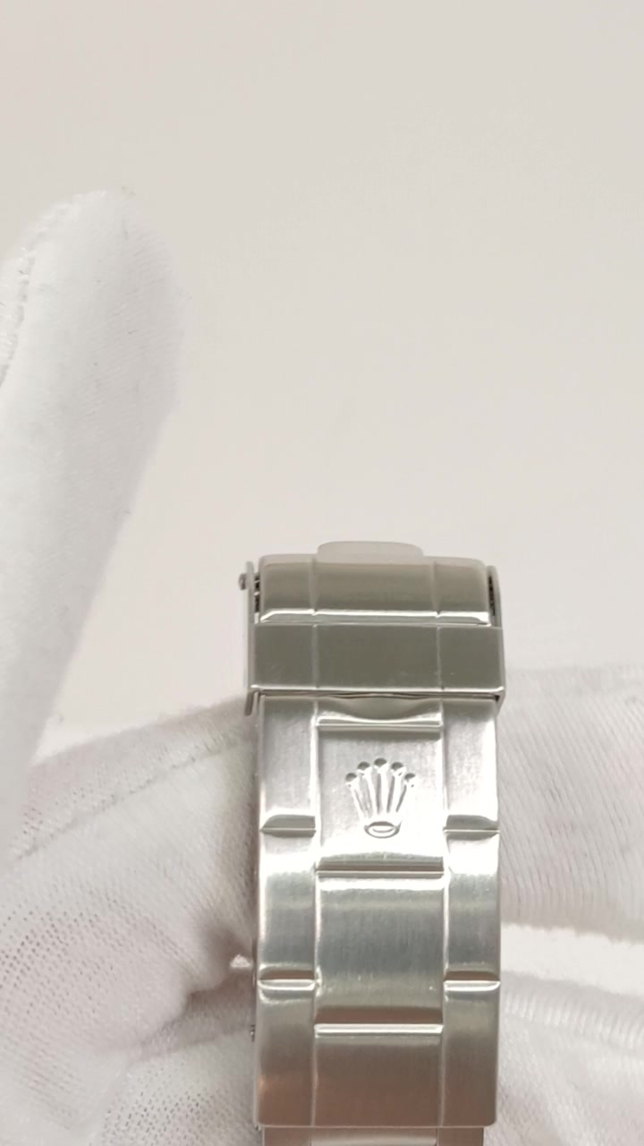 Rolex Submariner Red Ref. 1680 stock 67403 Clasp and bracelet from vendor video