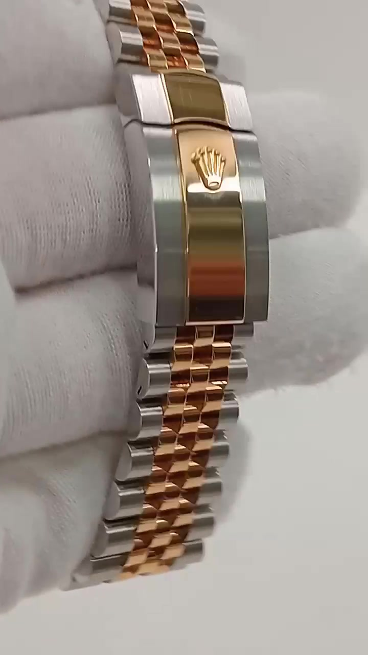 Rolex Datejust stock 67704 Clasp and bracelet from vendor video