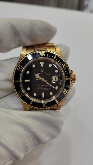 Rolex stock 68564 Front from vendor video
