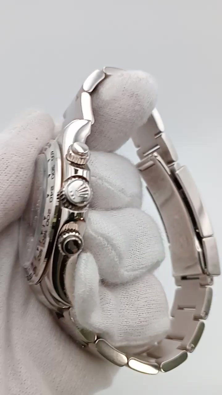 Rolex Daytona stock 70054 — Crown and pushers from vendor video