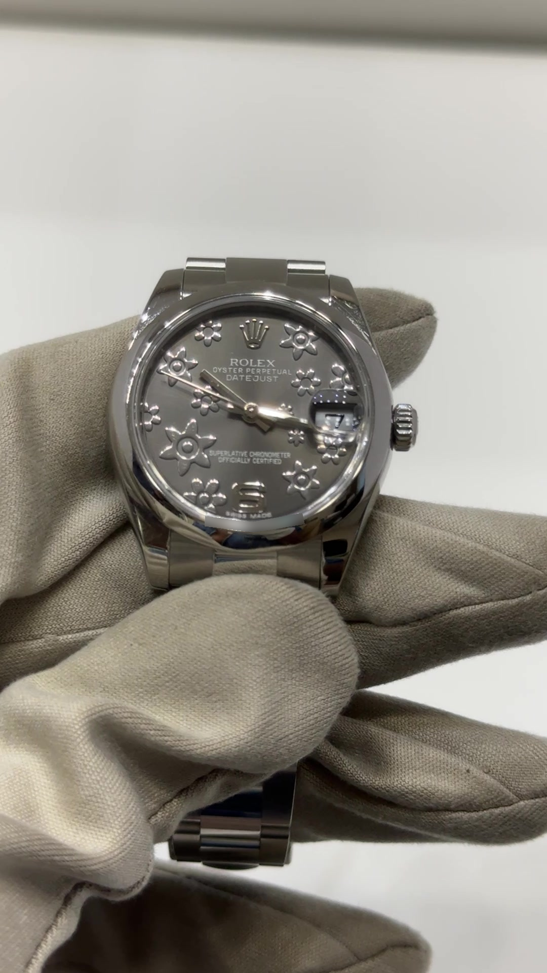Rolex Datejust stock 70613 Front from vendor video
