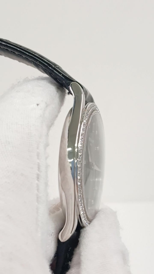 Patek Philippe Calatrava stock 71278 — Side from vendor video