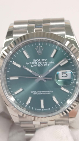 Rolex 126234 stock 72579 Front from vendor video