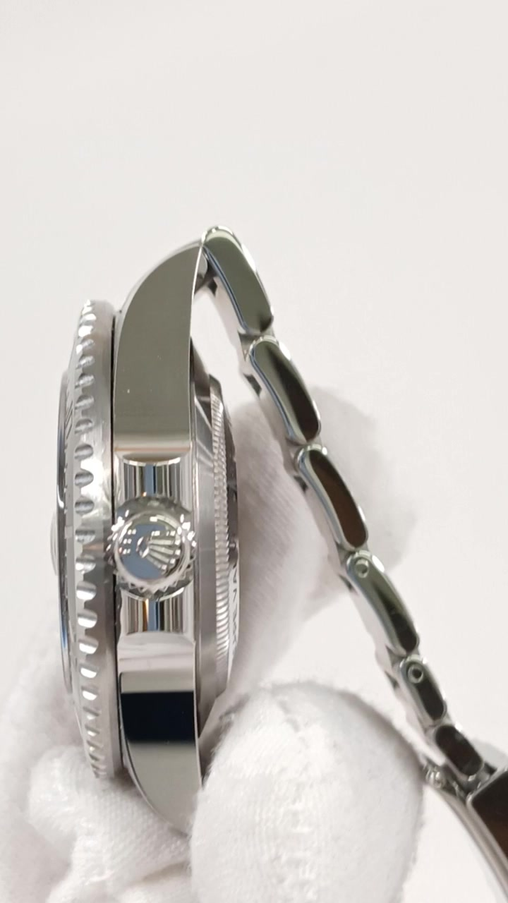 Rolex Sea-Dweller stock 72653 Crown side from vendor video