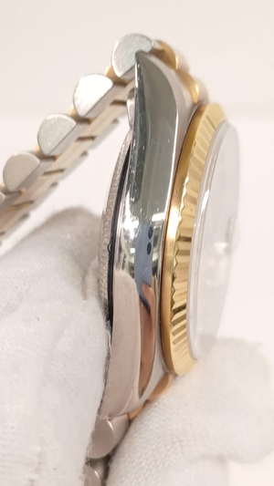 Rolex stock 72707 Case side from vendor video