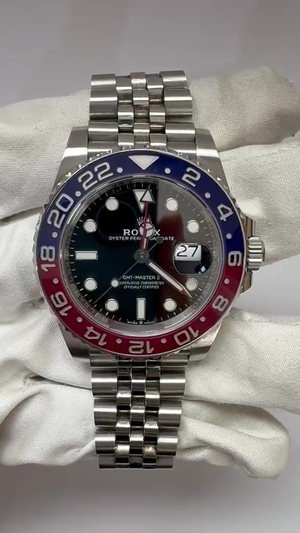Rolex stock 74576 Front from vendor video