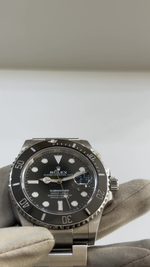 Rolex stock 74727 Front from vendor video