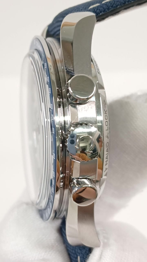Omega 310.32.42.50.02.001 stock 75780 Crown side from vendor video
