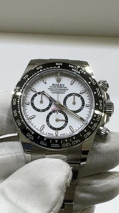 Rolex Daytona stock 76909 Front from vendor video